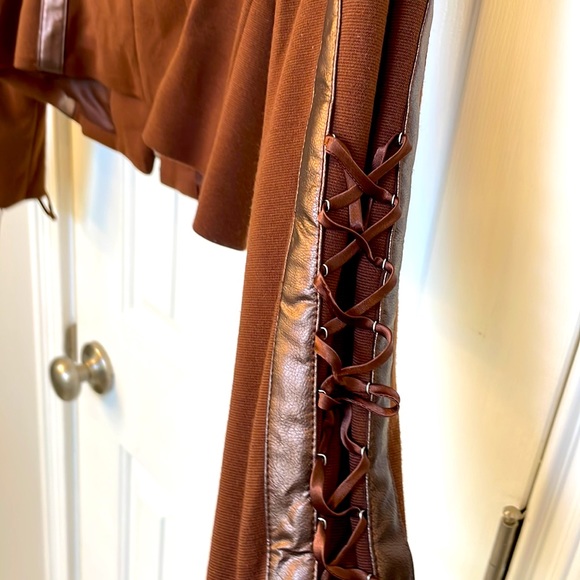 Caché Vintage Brown Zip-Up Jacket w/ Faux Leather Trim & Side-Lace Sleeves - Picture 9 of 11